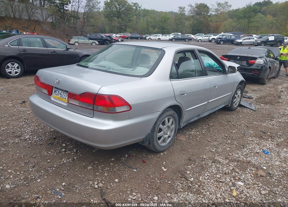 2002 HONDA ACCORD 2.3 EX/2.3 SE VIN: 1HGCG66822A160307