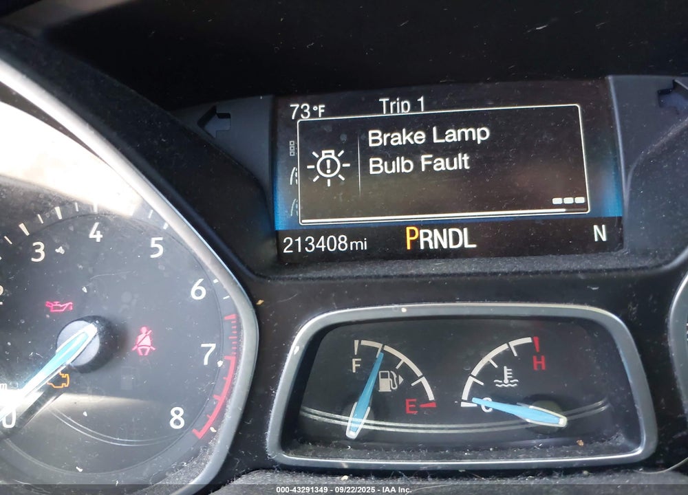 2018 FORD FOCUS SE VIN: 1FADP3K28JL315888