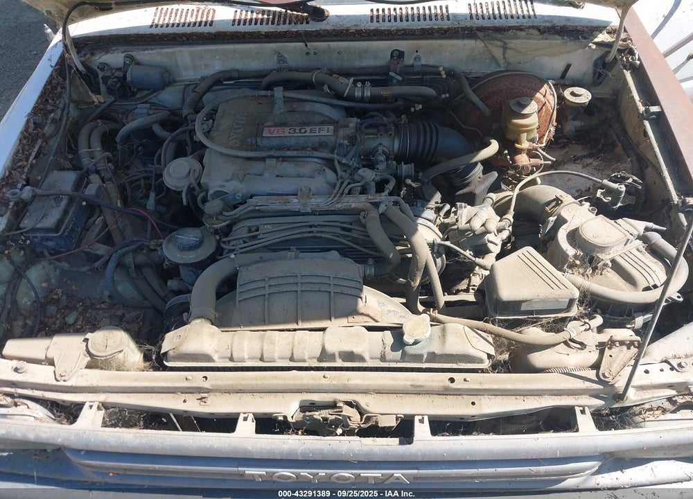 1991 TOYOTA PICKUP CAB CHASSIS SUPER LONG WB VIN: JT5VN94T8M0021048