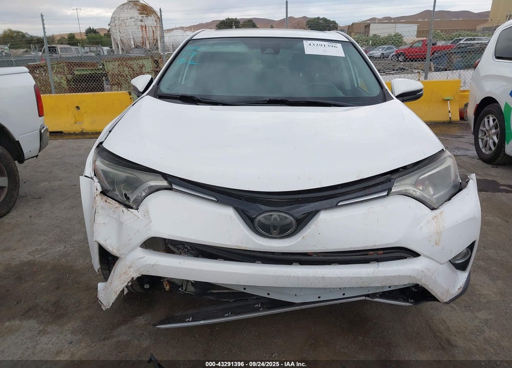 2018 TOYOTA RAV4 VIN: 2T3WFREV4JW474662