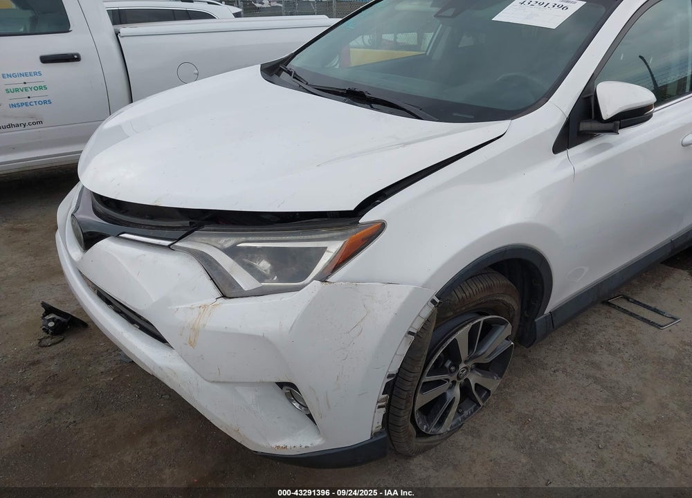 2018 TOYOTA RAV4 VIN: 2T3WFREV4JW474662