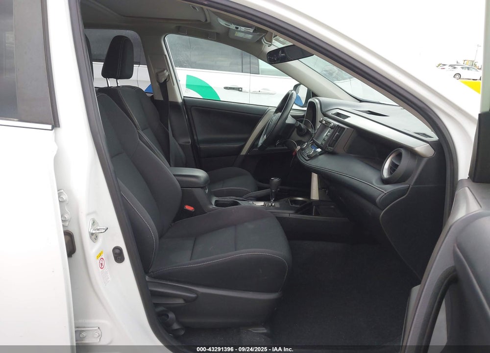 2018 TOYOTA RAV4 VIN: 2T3WFREV4JW474662