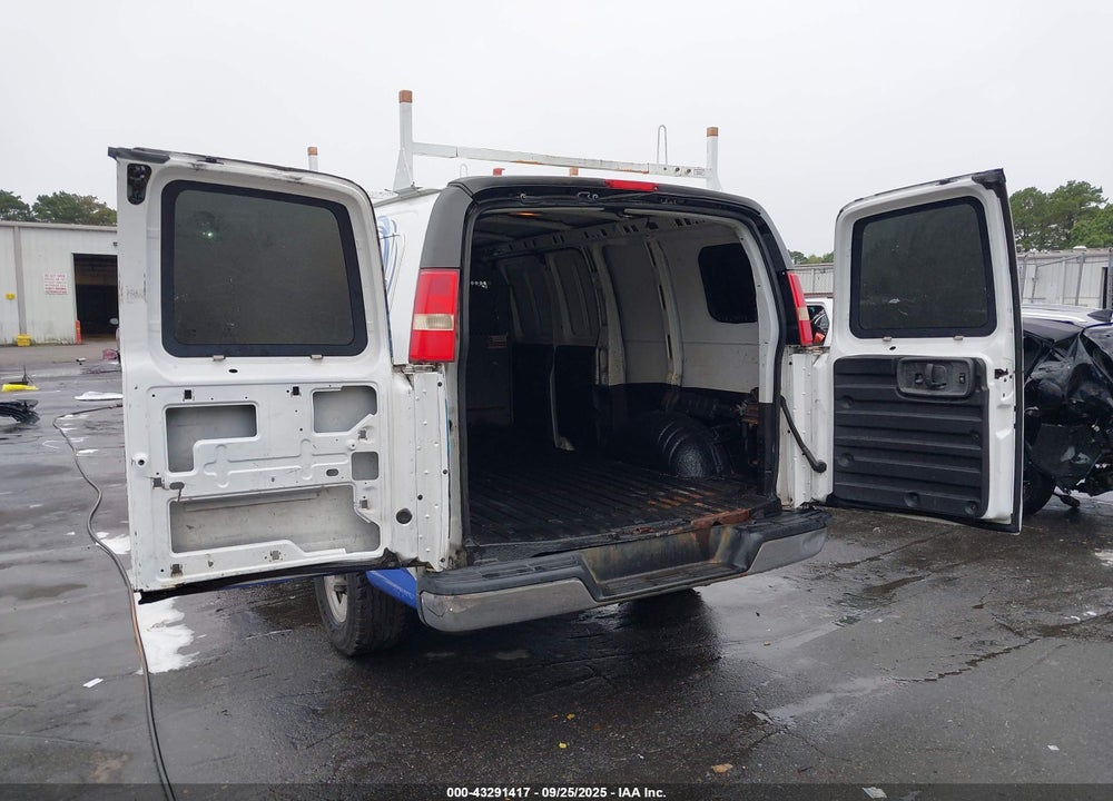 2008 CHEVROLET EXPRESS WORK VAN VIN: 1GCGG25CX81120404
