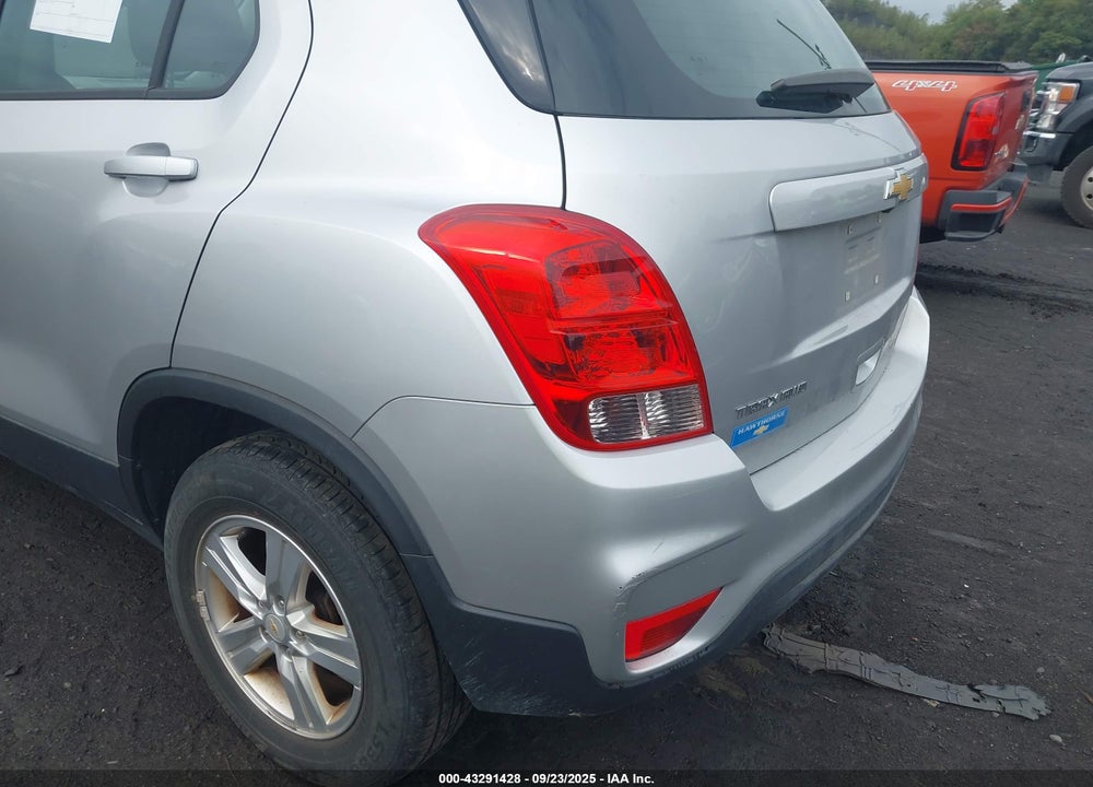 2018 CHEVROLET TRAX VIN: KL7CJNSB5JB578474