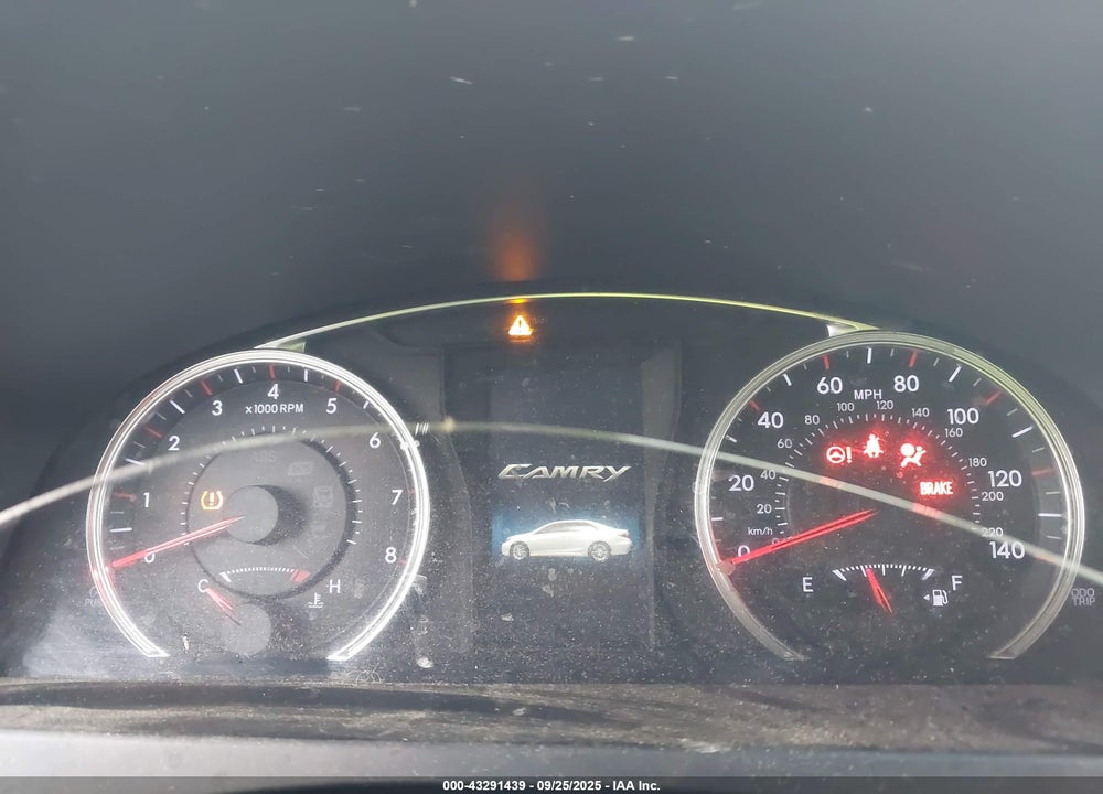 2017 TOYOTA CAMRY SE VIN: 4T1BF1FK2HU725685