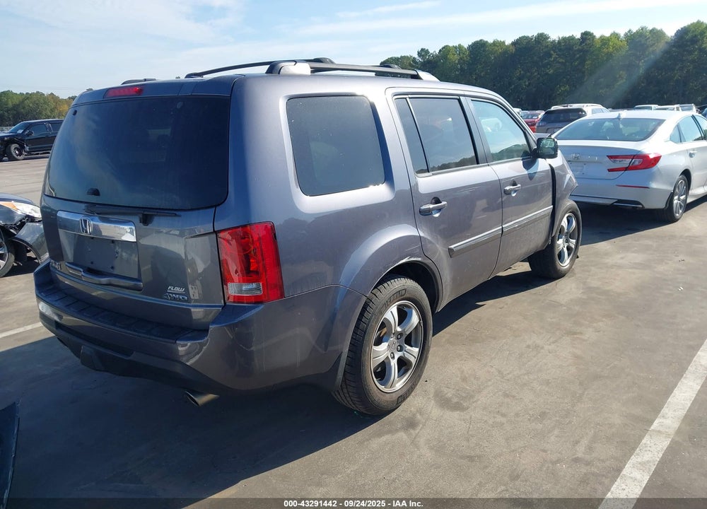 2015 HONDA PILOT VIN: 5FNYF4H7XFB018459