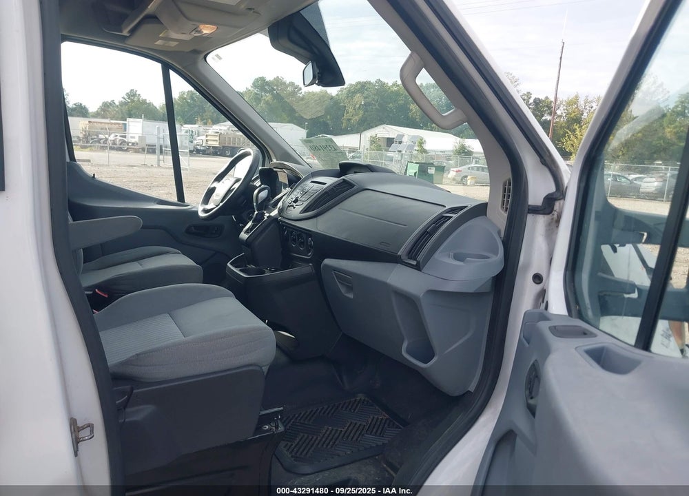 2015 FORD TRANSIT-250 VIN: 1FTNR2CM8FKA04185