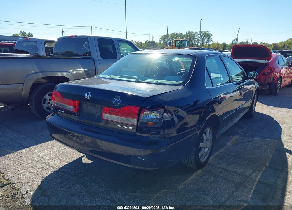 2002 HONDA ACCORD 2.3 SE VIN: 1HGCG56702A125511
