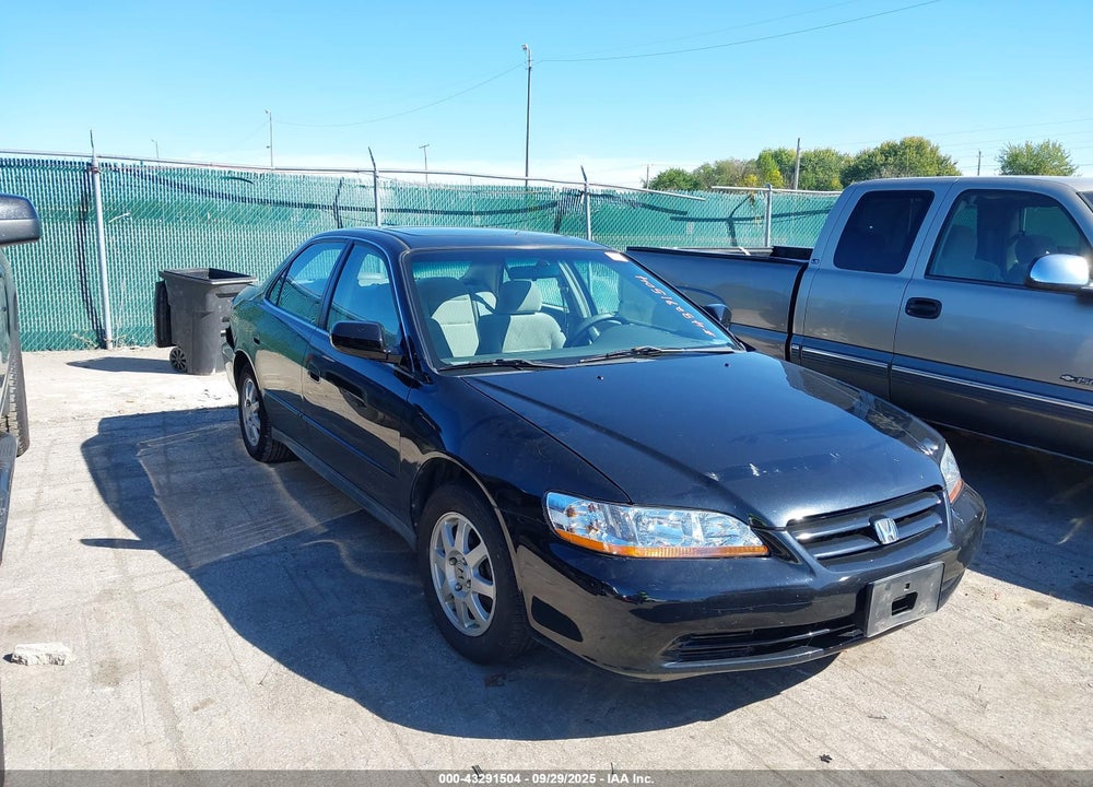 2002 HONDA ACCORD 2.3 SE VIN: 1HGCG56702A125511