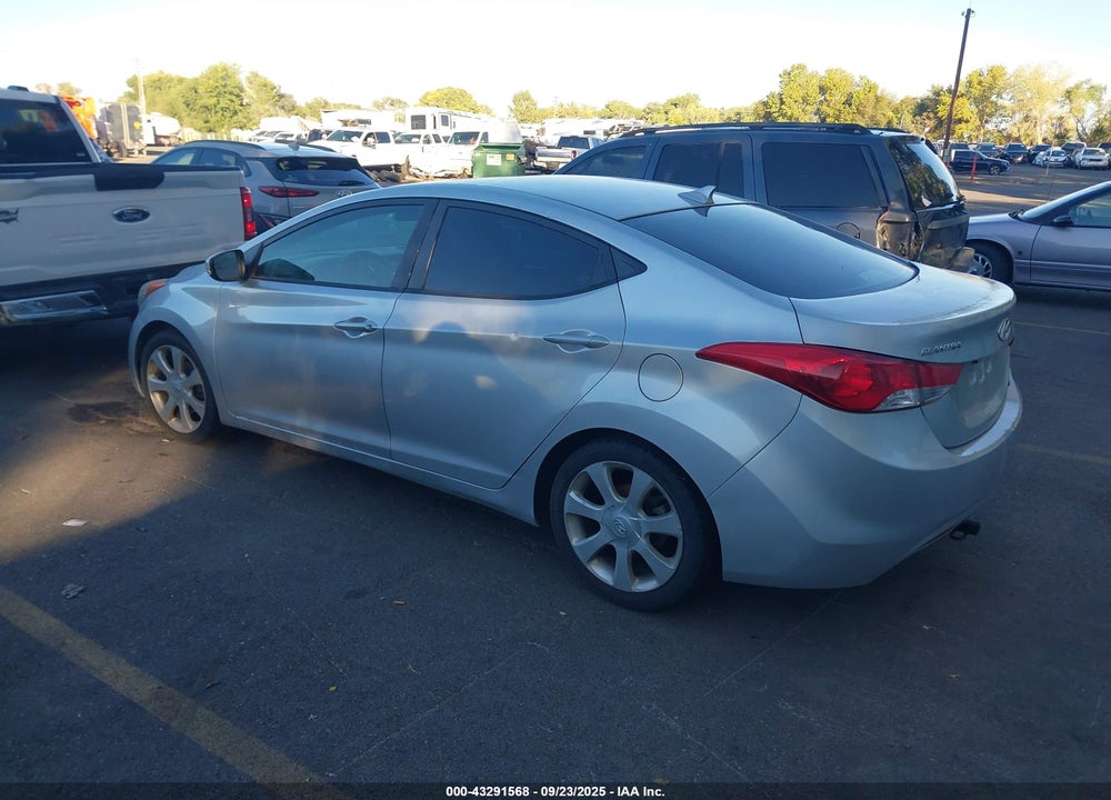 2012 HYUNDAI ELANTRA VIN: KMHDH4AE5CU203731