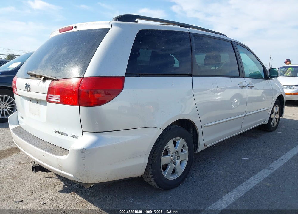 2004 TOYOTA SIENNA VIN: 5TDZA22C14S024074