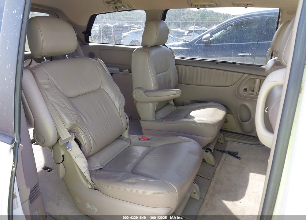 2004 TOYOTA SIENNA VIN: 5TDZA22C14S024074