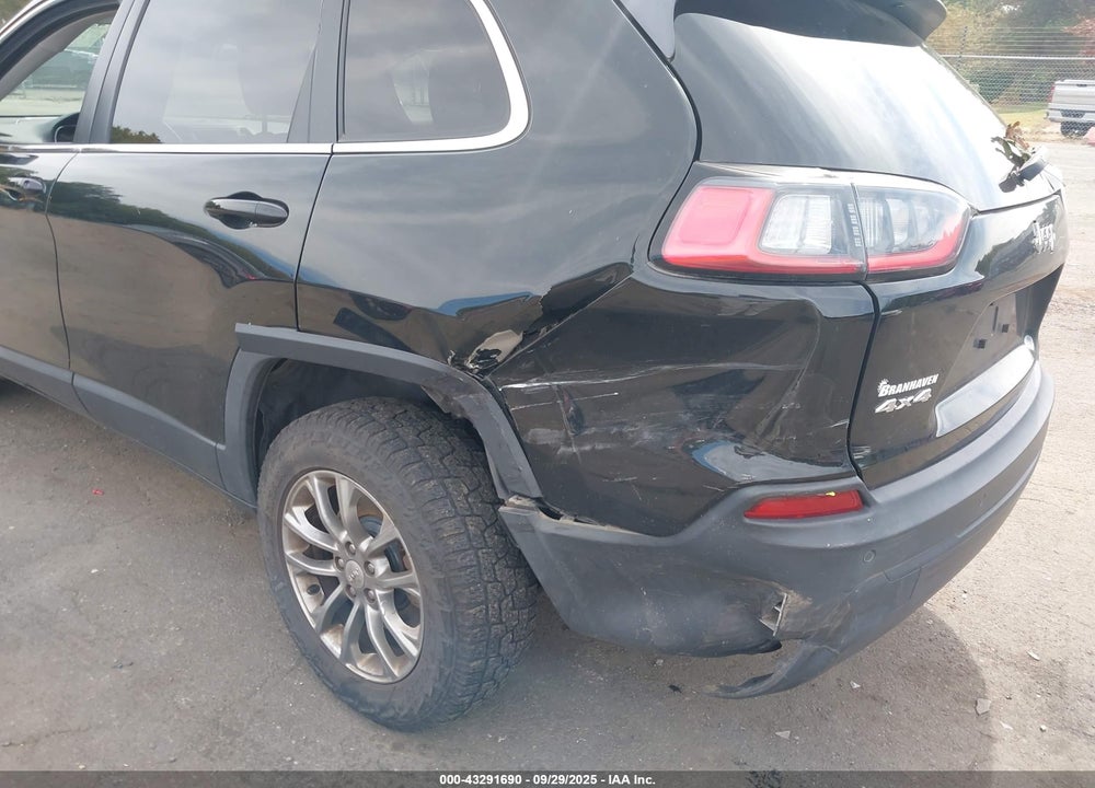 2019 JEEP CHEROKEE LATITUDE PLUS 4X4 VIN: 1C4PJMLB1KD453295