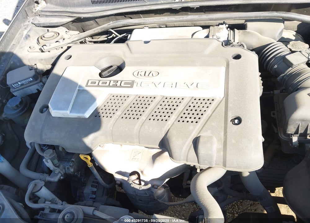 2005 KIA SPECTRA5 VIN: KNAFE161055101984