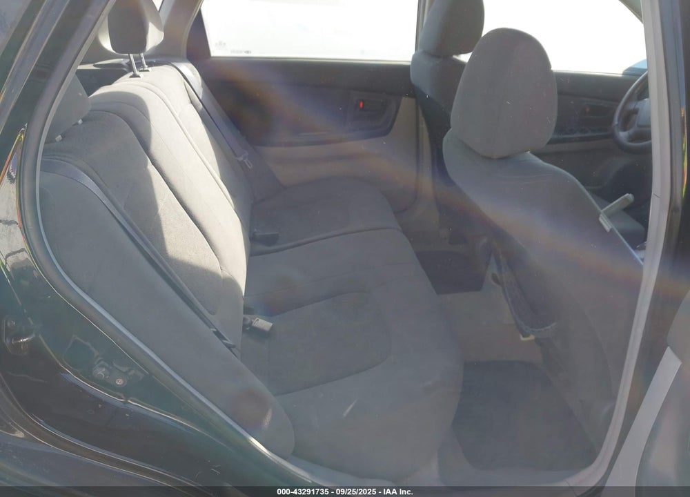 2005 KIA SPECTRA5 VIN: KNAFE161055101984