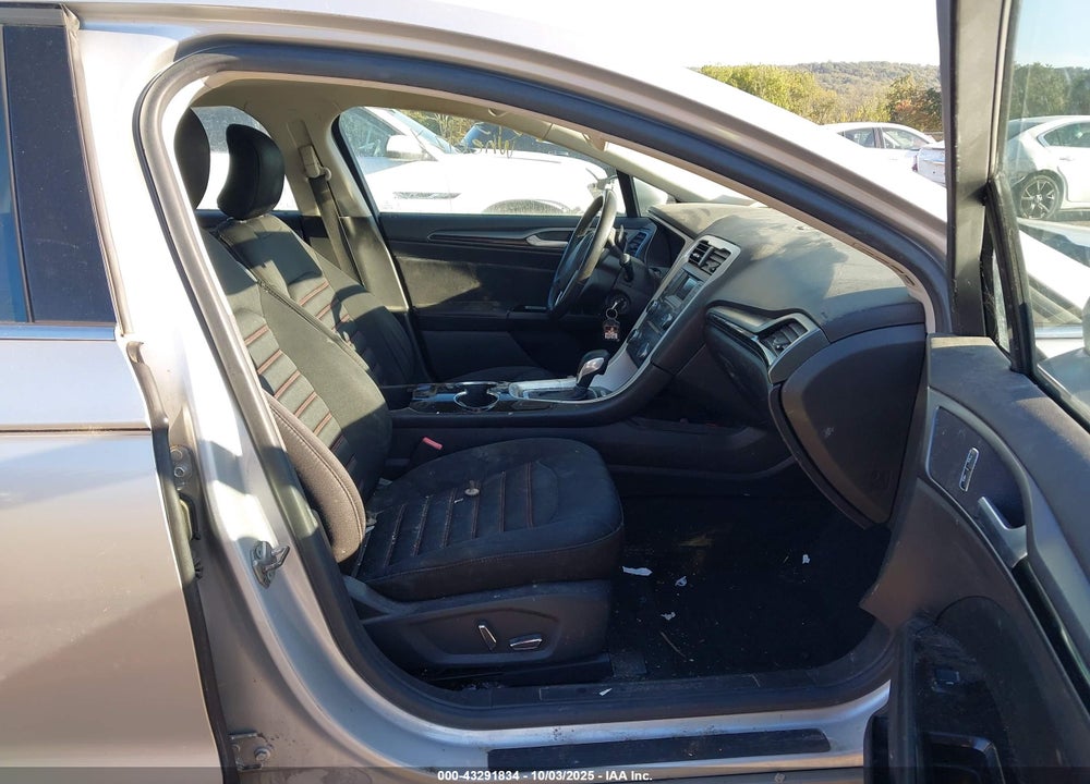 2016 FORD FUSION VIN: 3FA6P0T98GR294909