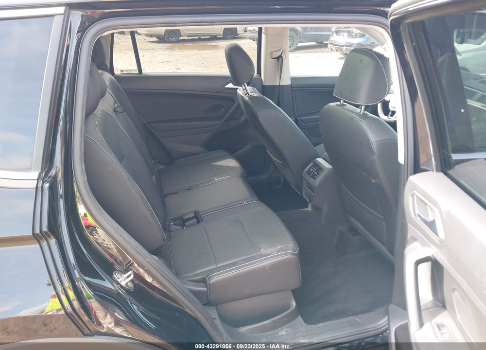 2021 VOLKSWAGEN TIGUAN 2.0T SE/2.0T SE R-LINE BLACK/2.0T SEL VIN: 3VV2B7AXXMM013964