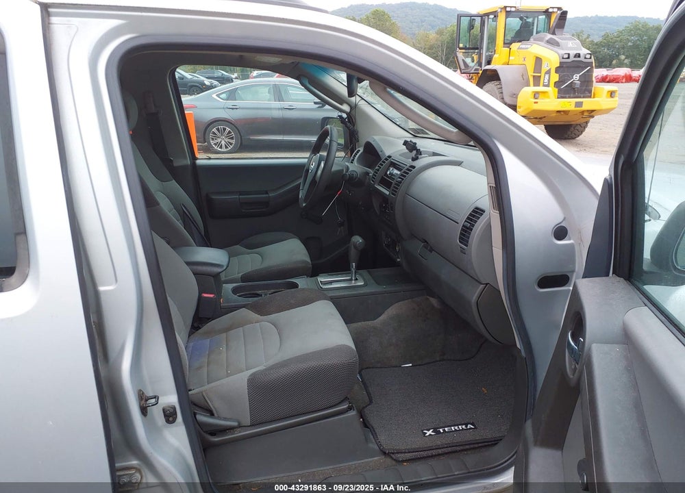 2005 NISSAN XTERRA S VIN: 5N1AN08W35C608742