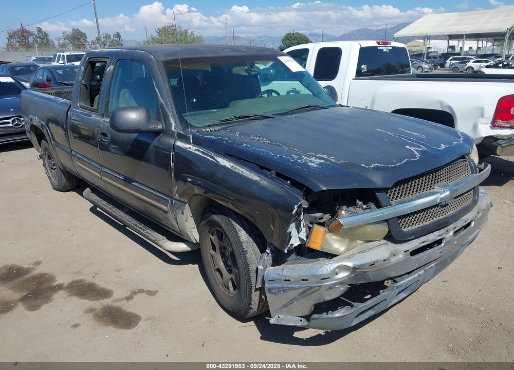 2003 CHEVROLET SILVERADO 1500 LS VIN: 2GCEC19T131283548