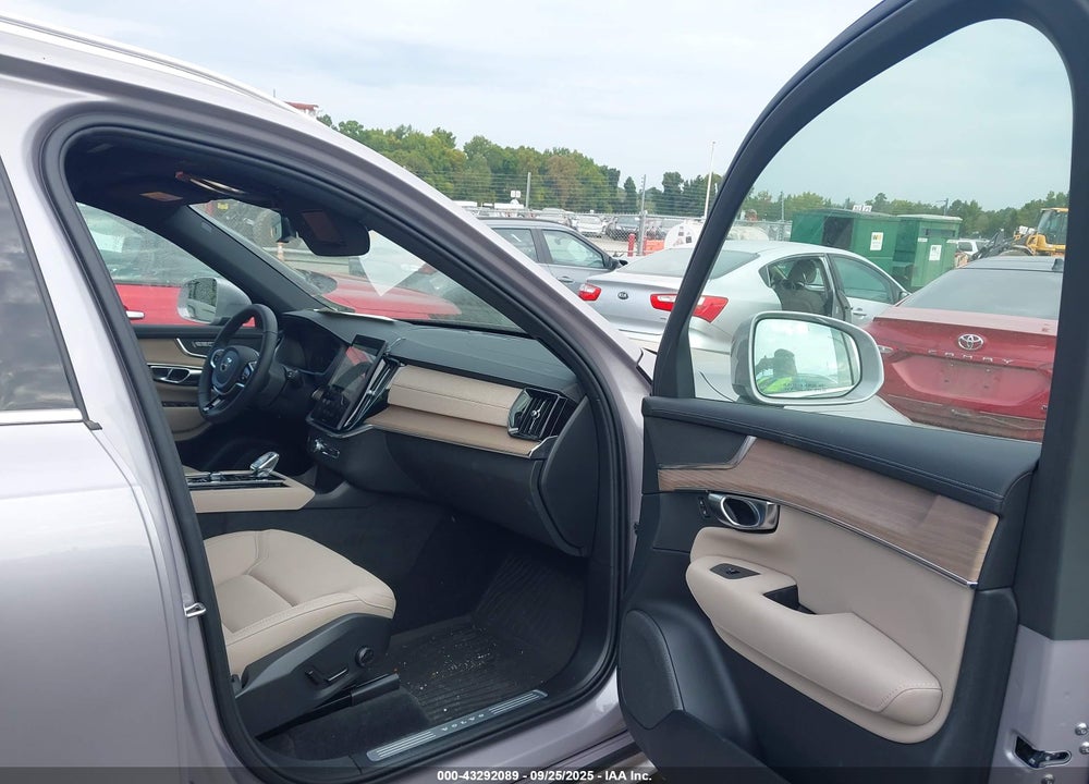 2026 VOLVO XC90 B5 PLUS 7-SEATER VIN: YV4M12PE8T1430978