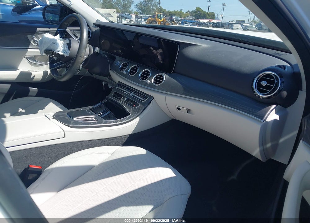 2022 MERCEDES-BENZ E 350 VIN: W1KZF8DB6NB066179