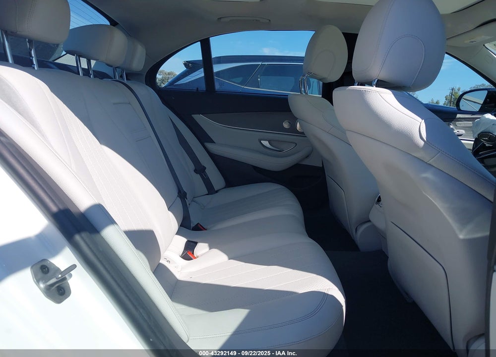 2022 MERCEDES-BENZ E 350 VIN: W1KZF8DB6NB066179