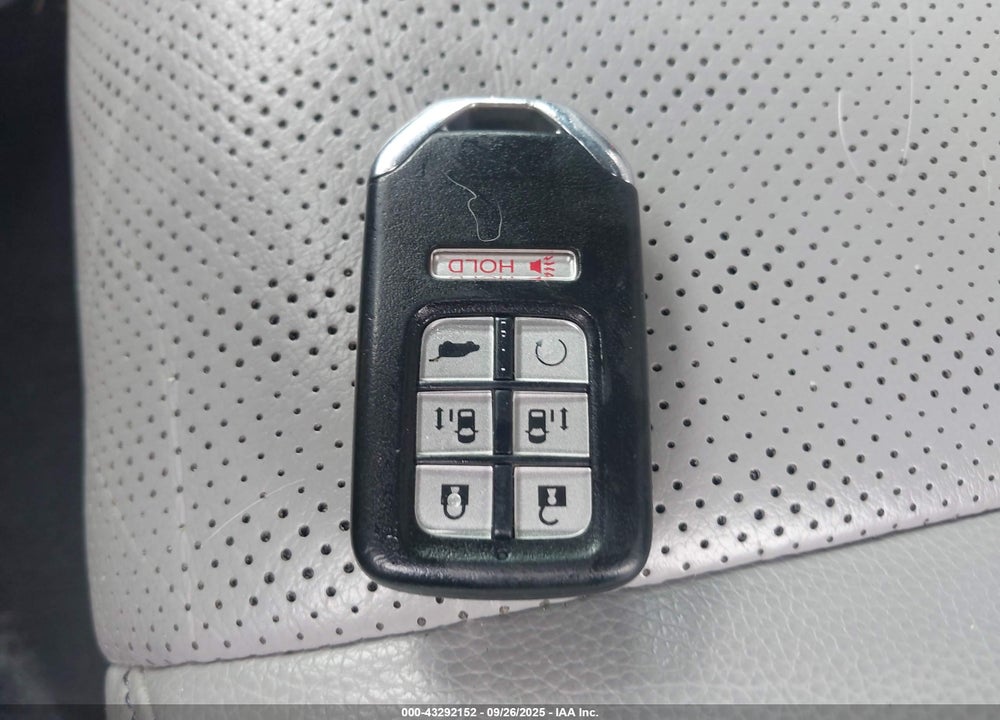 2021 HONDA ODYSSEY VIN: 5FNRL6H91MB018695