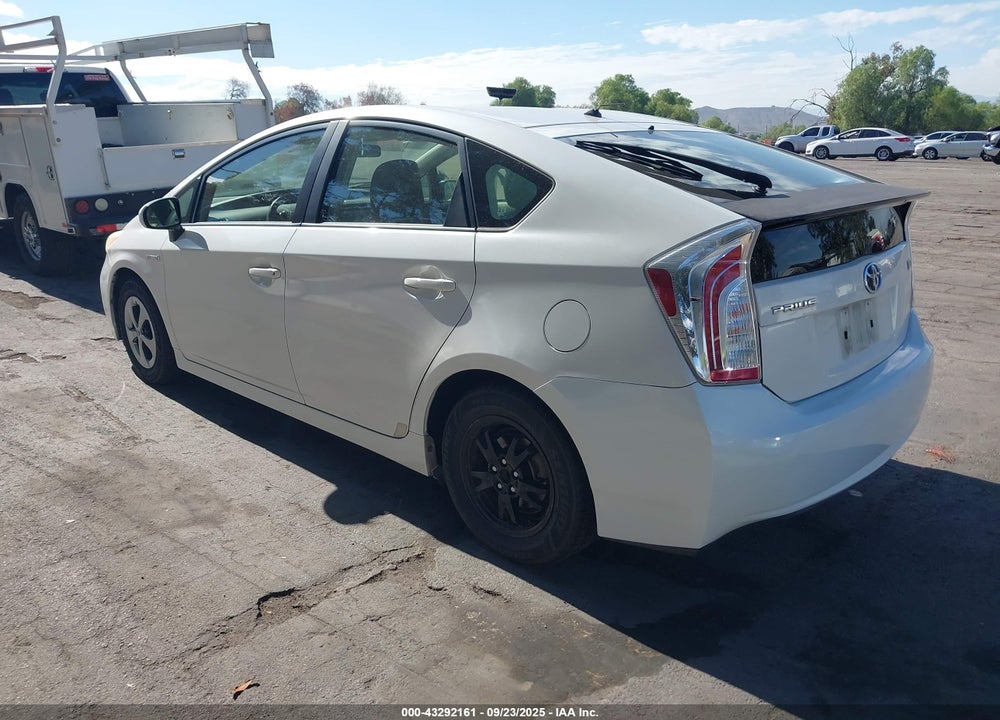 2013 TOYOTA PRIUS VIN: JTDKN3DU8D0343833