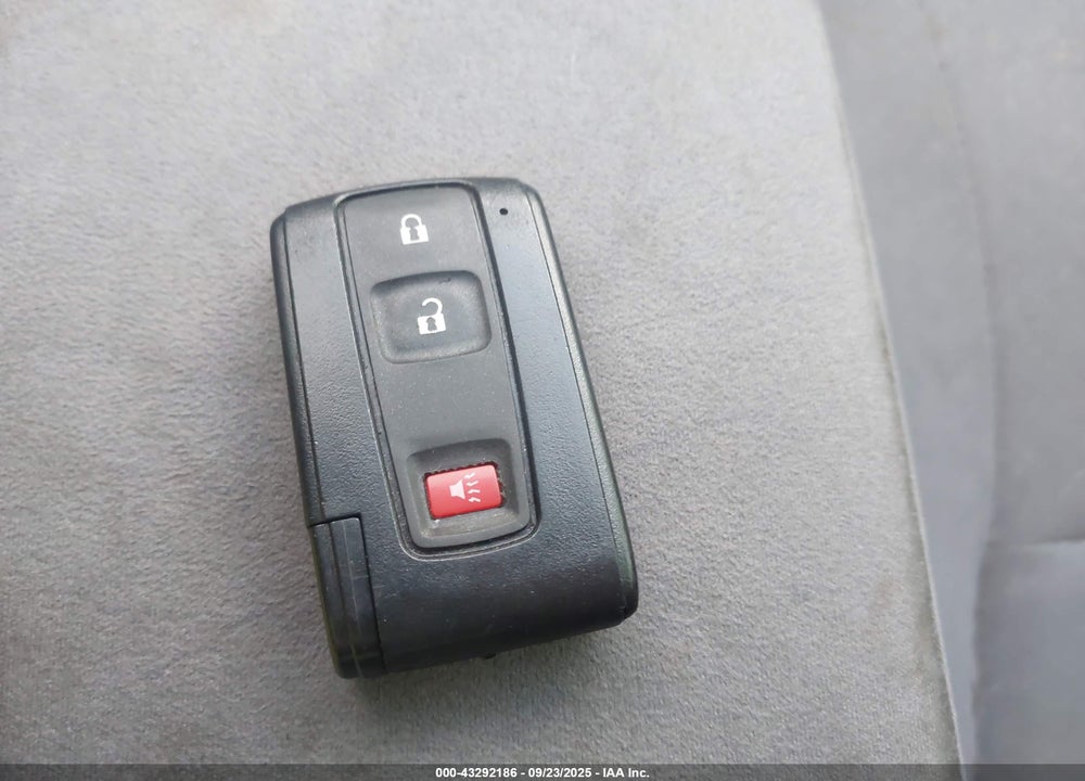 2007 TOYOTA PRIUS VIN: JTDKB20U877090128