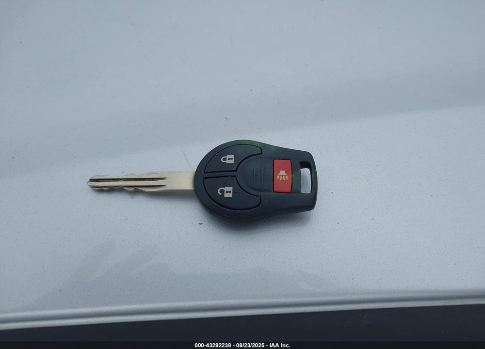 2015 NISSAN VERSA NOTE VIN: 3N1CE2CP7FL435745