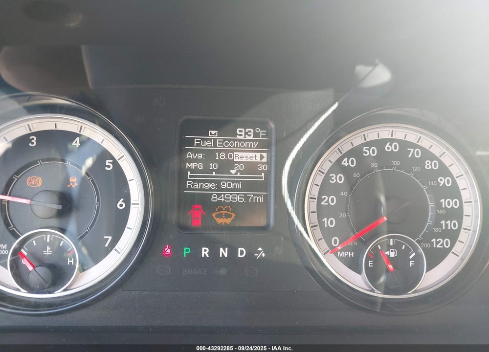 2019 RAM 1500 VIN: 3C6JR6AG2KG657557