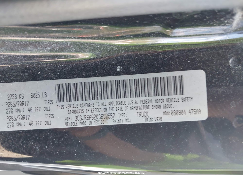 2019 RAM 1500 VIN: 3C6JR6AG2KG657557