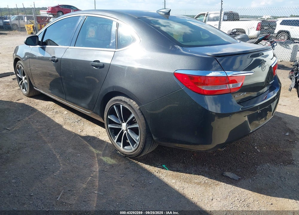 2016 BUICK VERANO VIN: 1G4PW5SK7G4171111