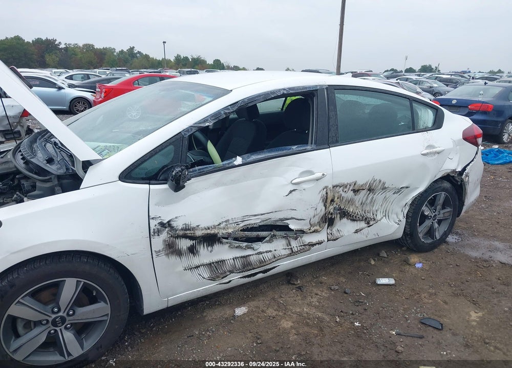 2018 KIA FORTE VIN: 3KPFL4A74JE244263