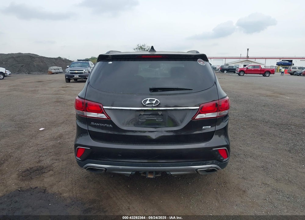 2017 HYUNDAI SANTA FE SE VIN: KM8SMDHF7HU176900
