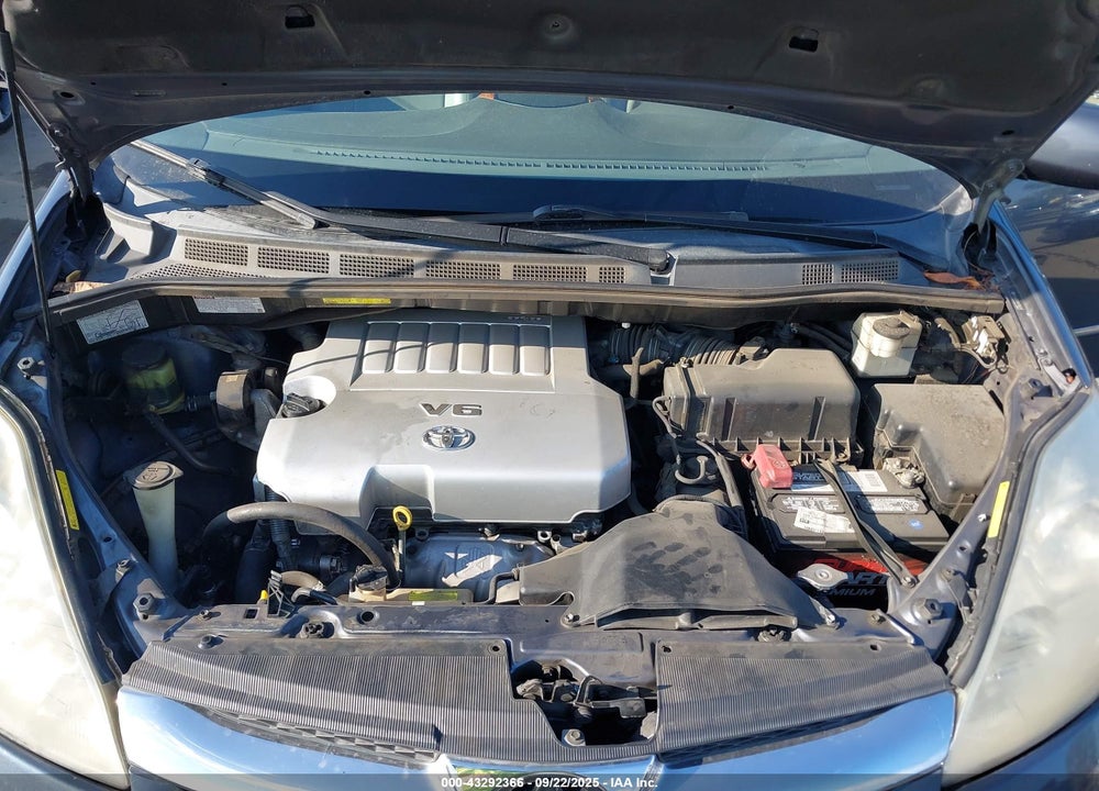 2008 TOYOTA SIENNA LIMITED VIN: 5TDZK22CX8S189639