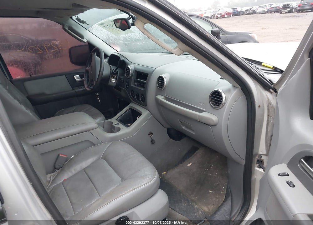 2004 FORD EXPEDITION NBX/XLT VIN: 1FMPU16L14LB69616