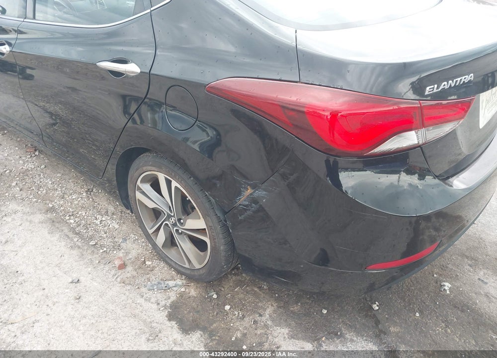 2014 HYUNDAI ELANTRA VIN: KMHDH4AE3EU103176