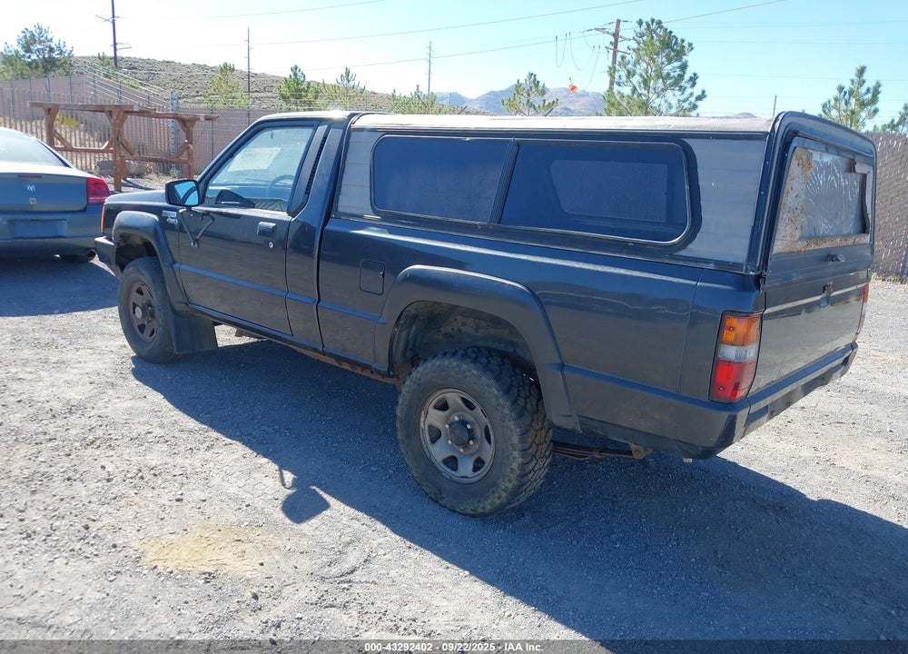 1992 MITSUBISHI MIGHTY MAX / S VIN: JA7FM24S7NP009604