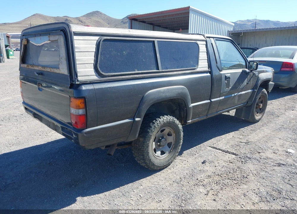 1992 MITSUBISHI MIGHTY MAX / S VIN: JA7FM24S7NP009604