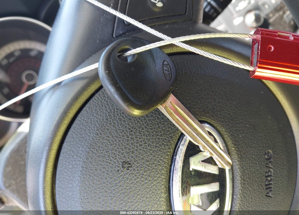 2011 KIA FORTE VIN: KNAFT4A24B5359461