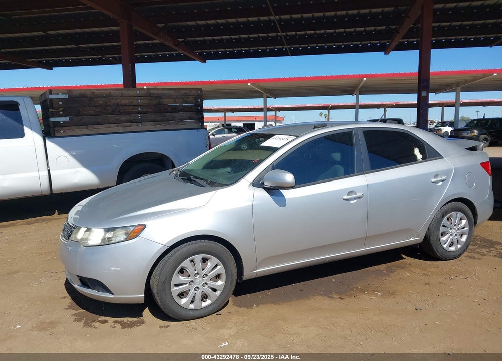 2011 KIA FORTE VIN: KNAFT4A24B5359461