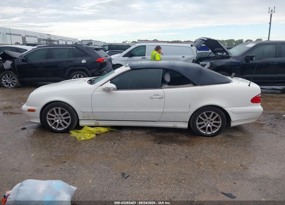 2003 MERCEDES-BENZ CLK 320 VIN: WDBLK65G53T144029