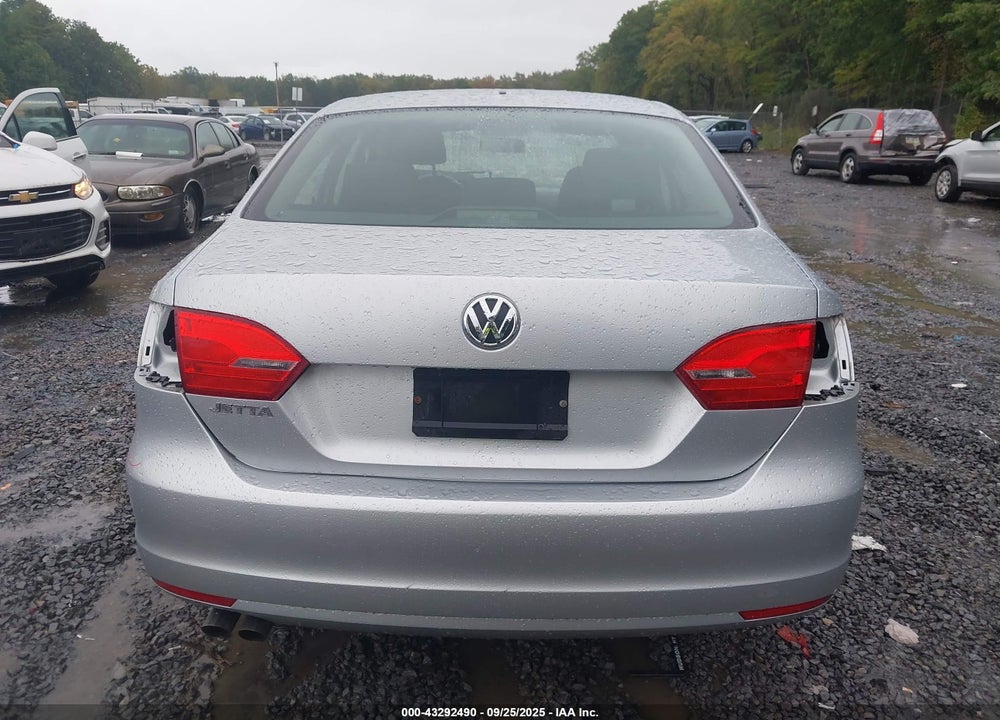 2014 VOLKSWAGEN JETTA VIN: 3VW2K7AJ5EM392171