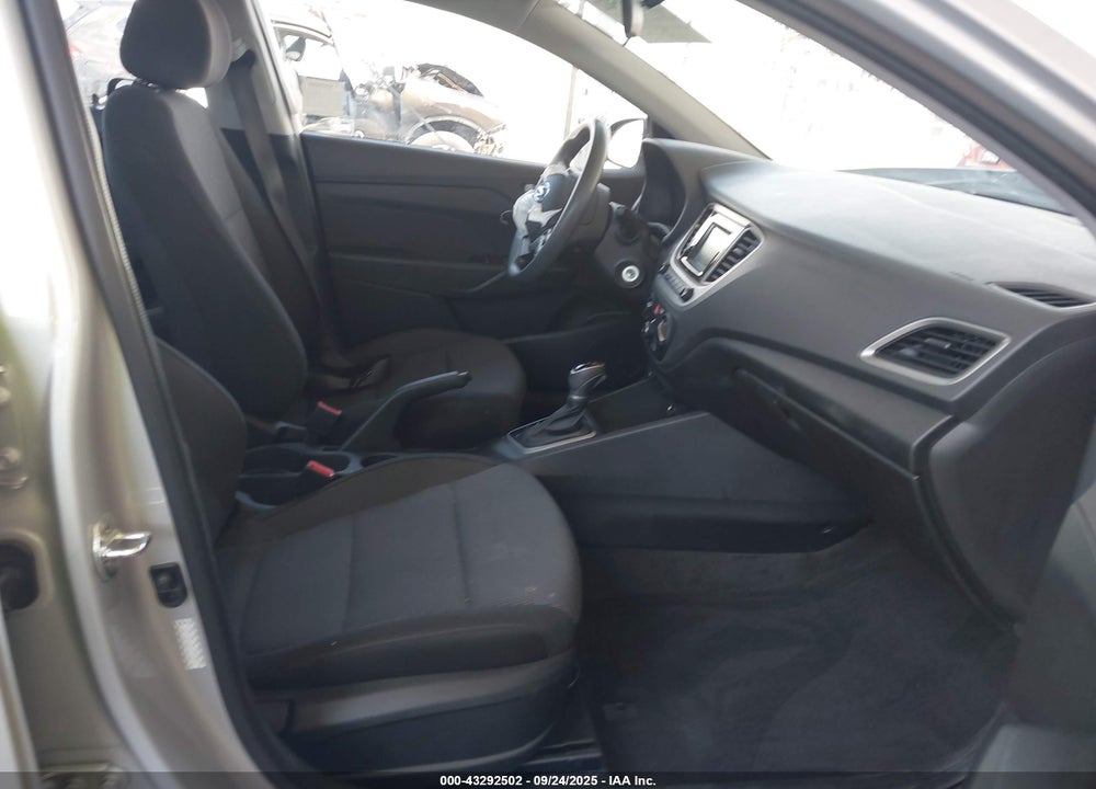 2020 HYUNDAI ACCENT VIN: 3KPC24A61LE108074