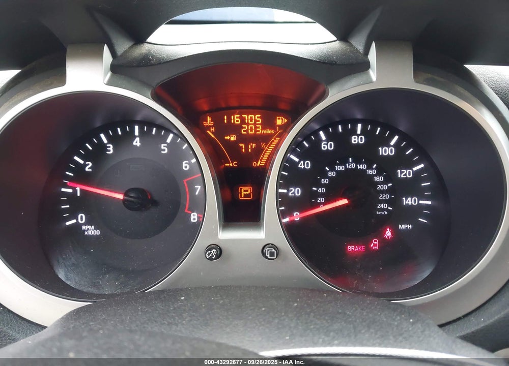 2015 NISSAN JUKE VIN: JN8AF5MV6FT556539