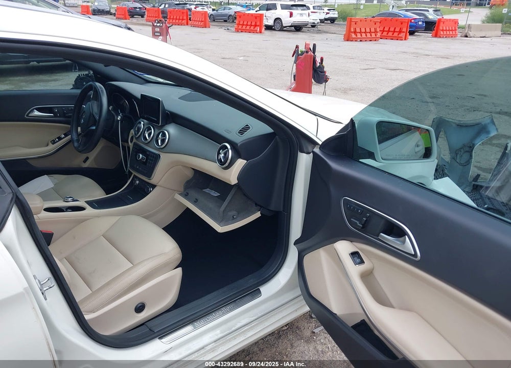 2014 MERCEDES-BENZ CLA-CLASS VIN: WDDSJ4EB4EN052089