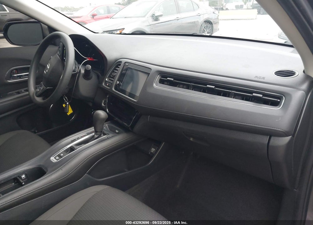 2022 HONDA HR-V VIN: 3CZRU5H51NM714050