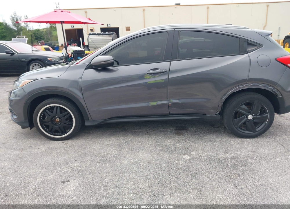 2022 HONDA HR-V VIN: 3CZRU5H51NM714050