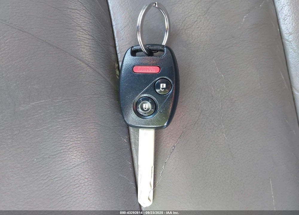2010 HONDA CR-V VIN: 5J6RE4H74AL003804
